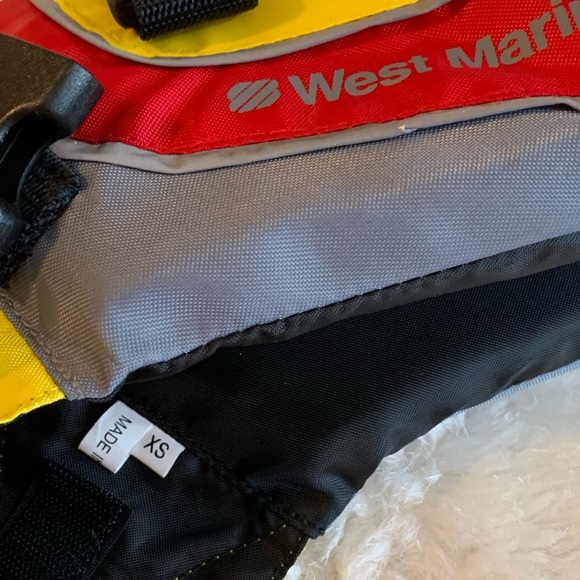 West Marine dog life jacket XS personal flotation device NWOT - Picture 7 of 11